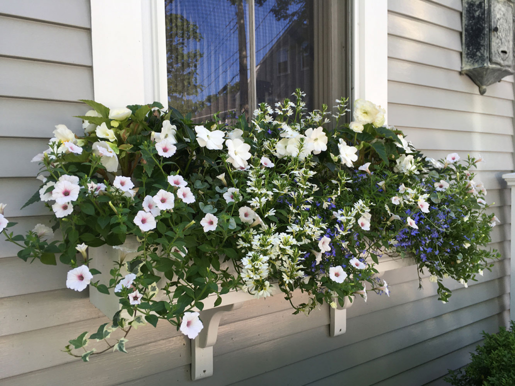 Flower Containers Classic White Green - Atlantic Landscaping